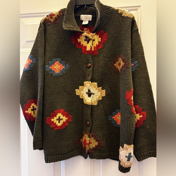 Cambridge Dry Goods Women's Cardigan Sweater - Picture 2 of 11